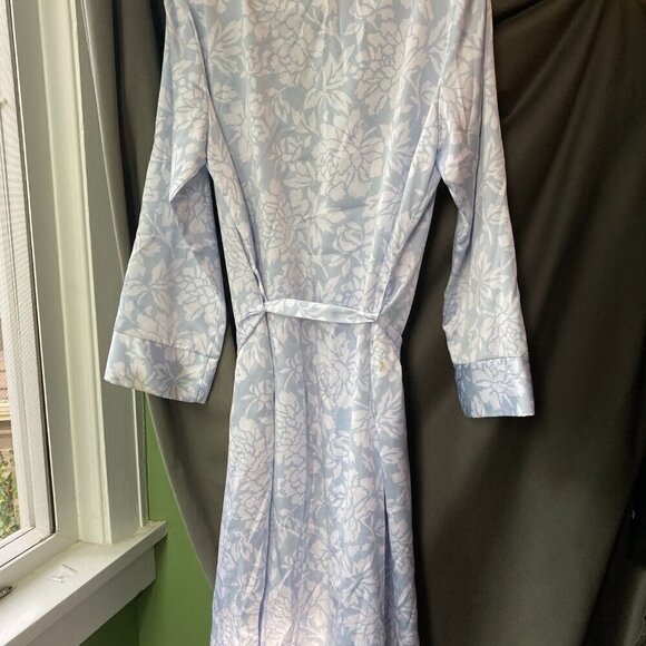 SENSATIONS 2 PIECE Night gown with robe MEDIUM - Picture 3 of 13